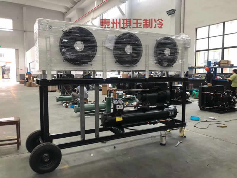 泰州琪玉制冷機組生產車間